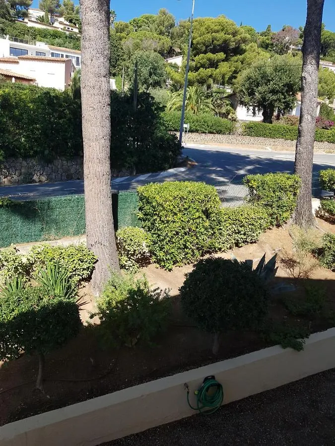 Гостевой дом Villa Esmeralda Adults Only Лес-Иссамбр Франция