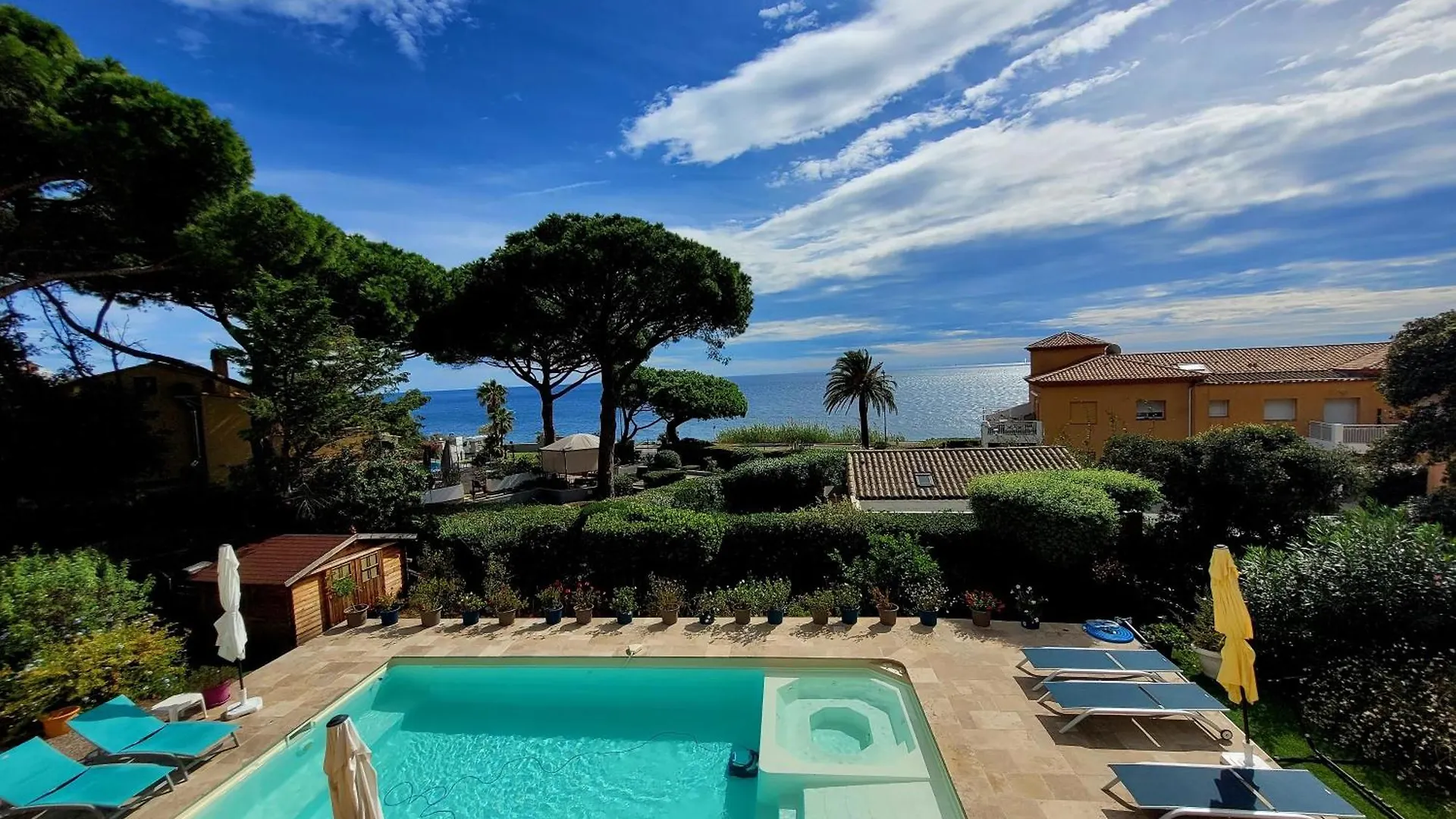 Гостевой дом Villa Esmeralda Adults Only Лес-Иссамбр
