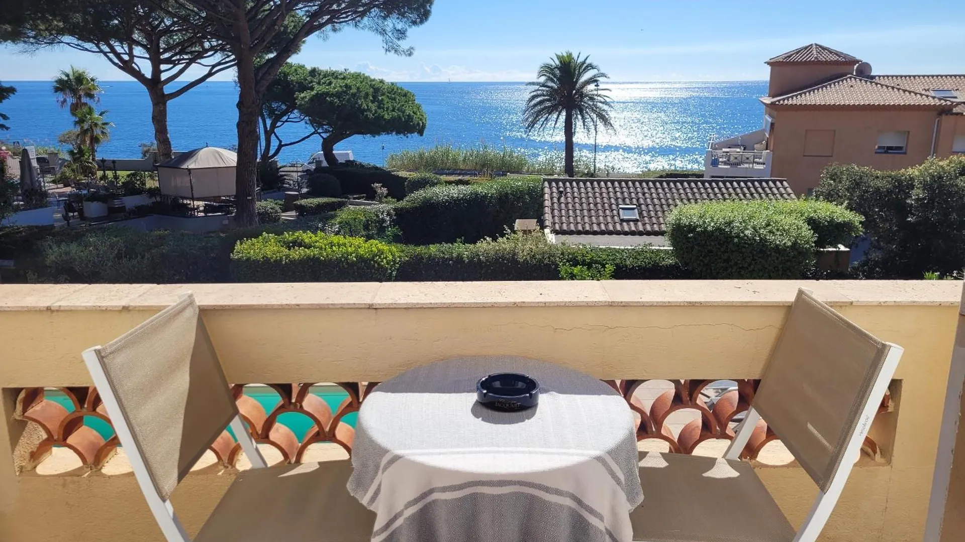 Villa Esmeralda Adults Only Les Issambres 0*,
