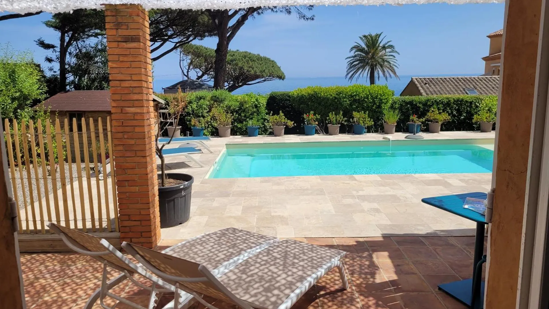 Villa Esmeralda Adults Only Лес-Иссамбр Франция