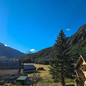 Bed & Breakfast Les Airelles, Val-des-Pres